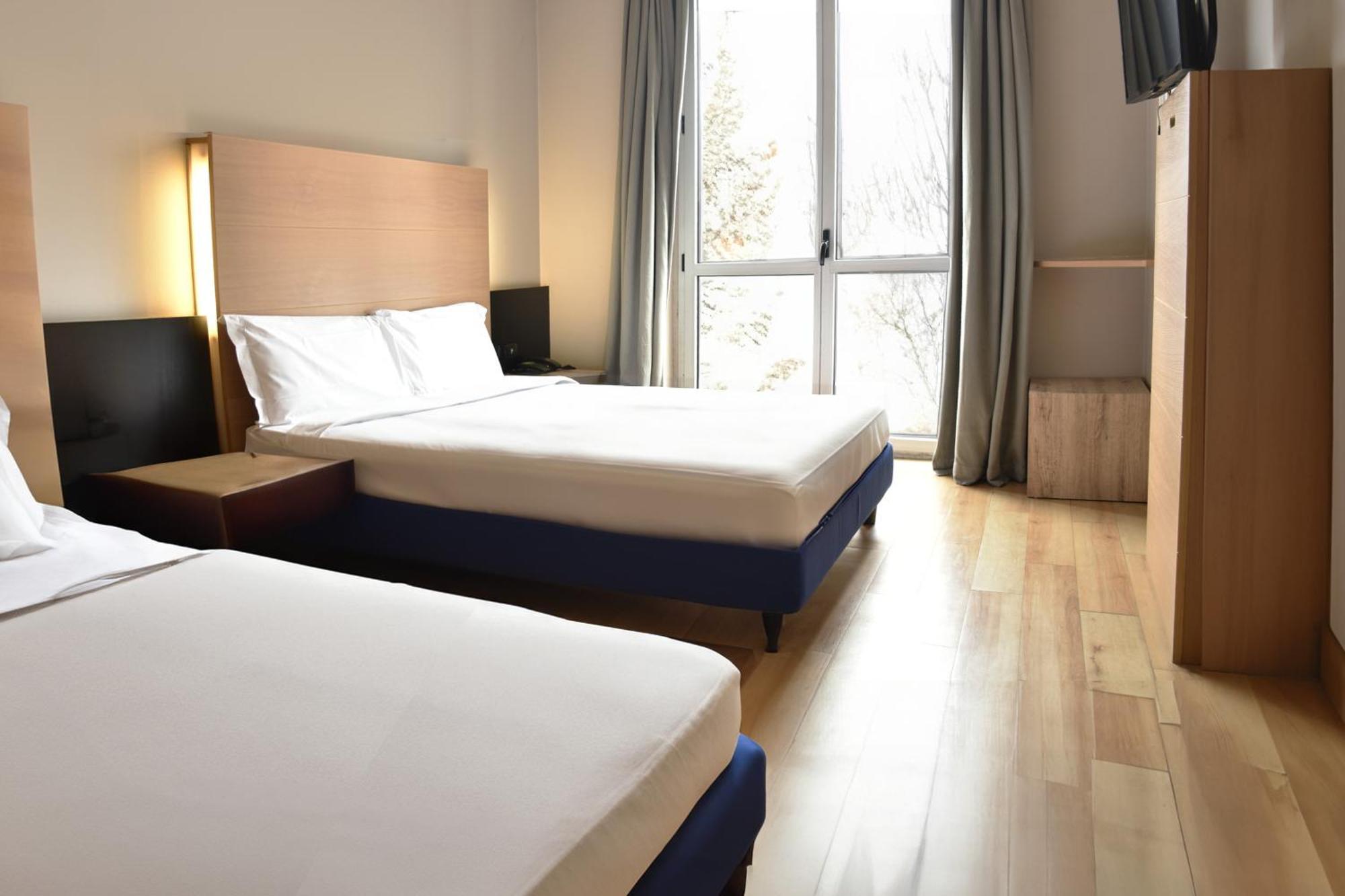 B&B Hotel Milano Cologno Studios Cologno Monzese Bagian luar foto
