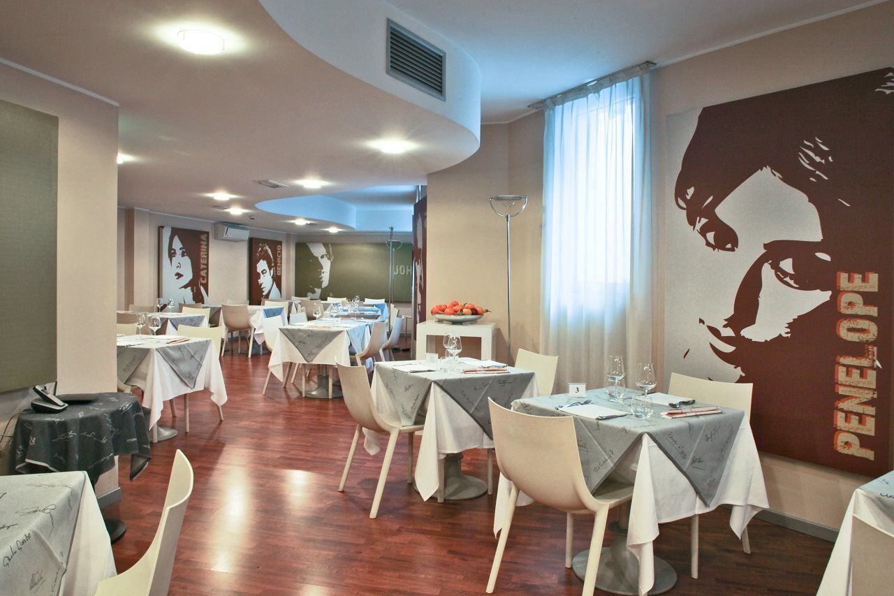 B&B Hotel Milano Cologno Studios Cologno Monzese Bagian luar foto